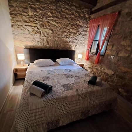 Apartman Zrinka Jesenice  Εξωτερικό φωτογραφία