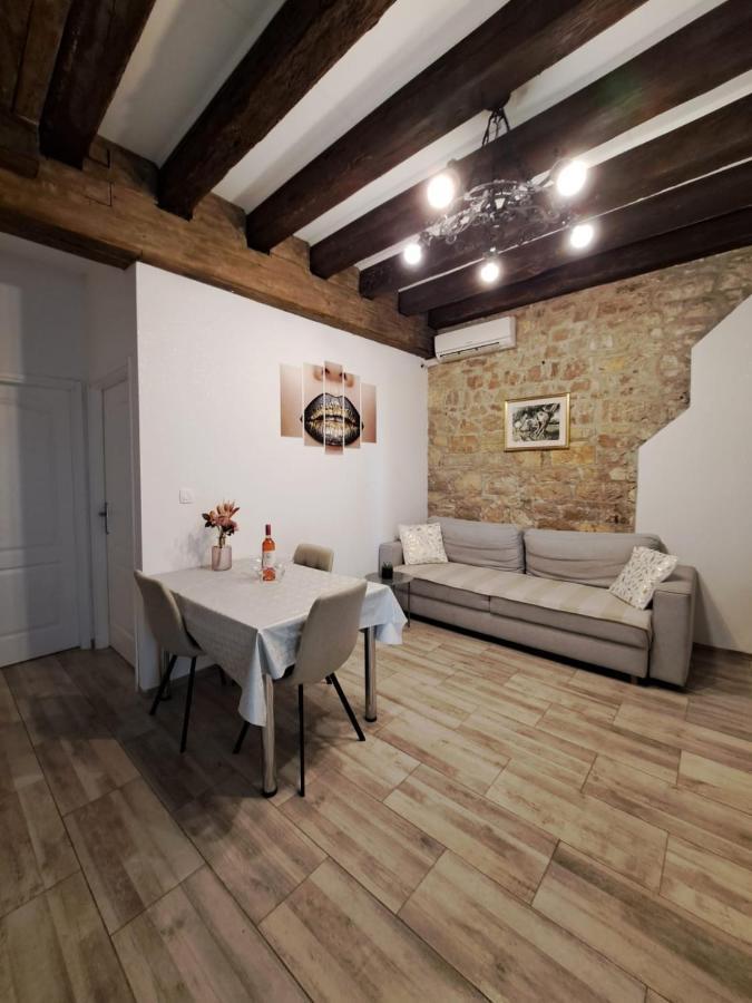 Apartman Zrinka Jesenice  Εξωτερικό φωτογραφία